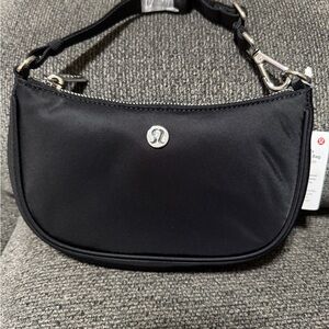 Lululemon City Essentials Mini Shoulder Bag